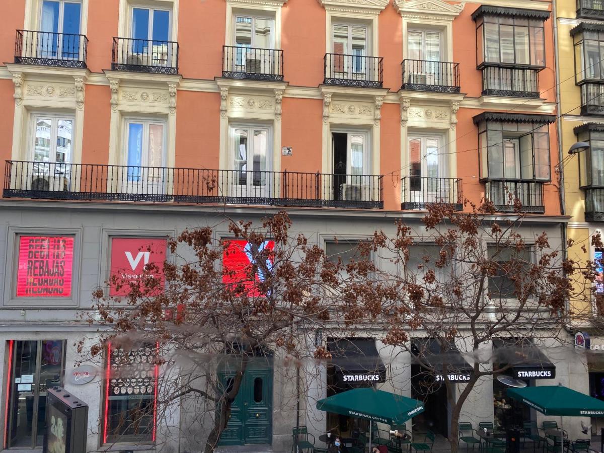 Hostel Rio Madrid Exteriör bild