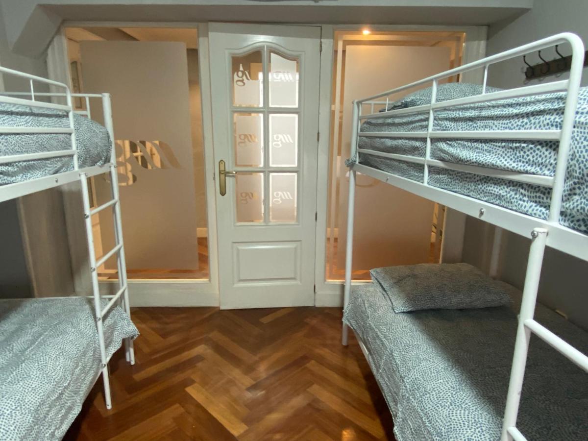 Hostel Rio Madrid Exteriör bild